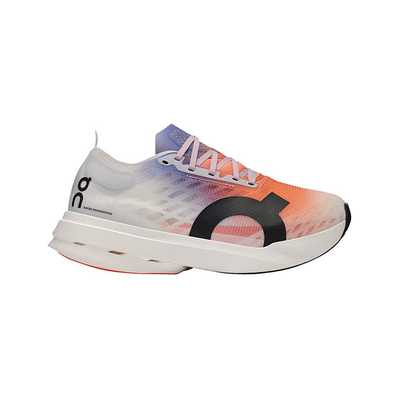 On cloud (size;43)